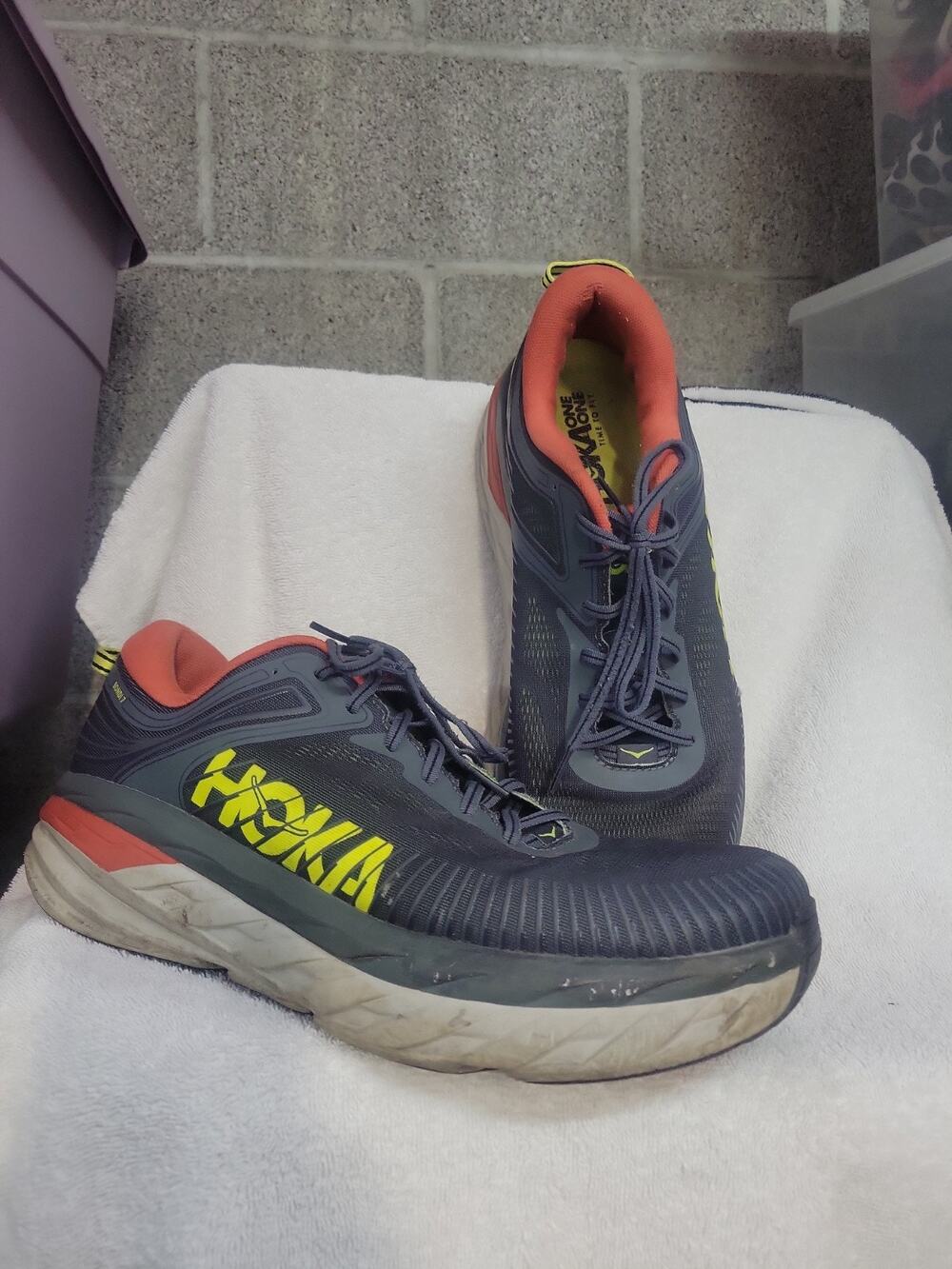 Hoka M's 15 2E One One Bondi 7 Running Shoes Turbulence And Chill Colorway Gray